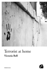 Libro electrónico Terrorist at home